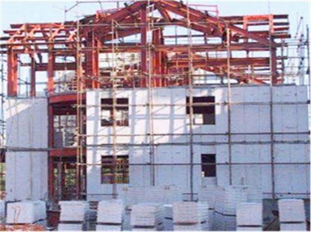 地震失效準(zhǔn)則的因素