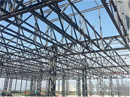 鋼結(jié)構(gòu)吊頂?shù)蔫b定要求