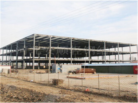 導(dǎo)軌式升降梯的優(yōu)勢